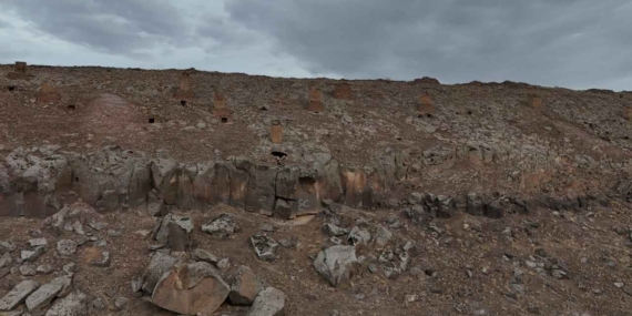 Kayseri’nin Asırlık Güvercinlikleri Zamana Meydan Okuyor